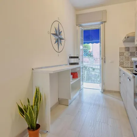 公寓 1 Bedroom Beach Front Apartment In Recco